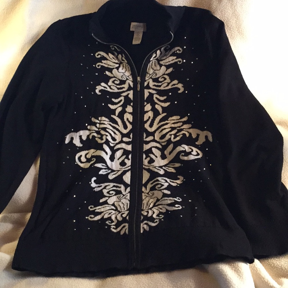 Chico’s B & W knit cardigan